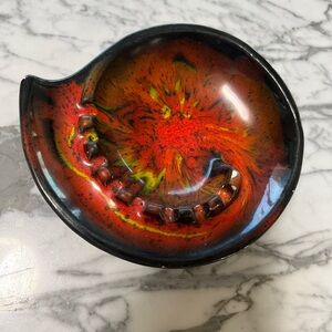 Vintage MCM ashtray psychedelic painted retro ashtray
￼